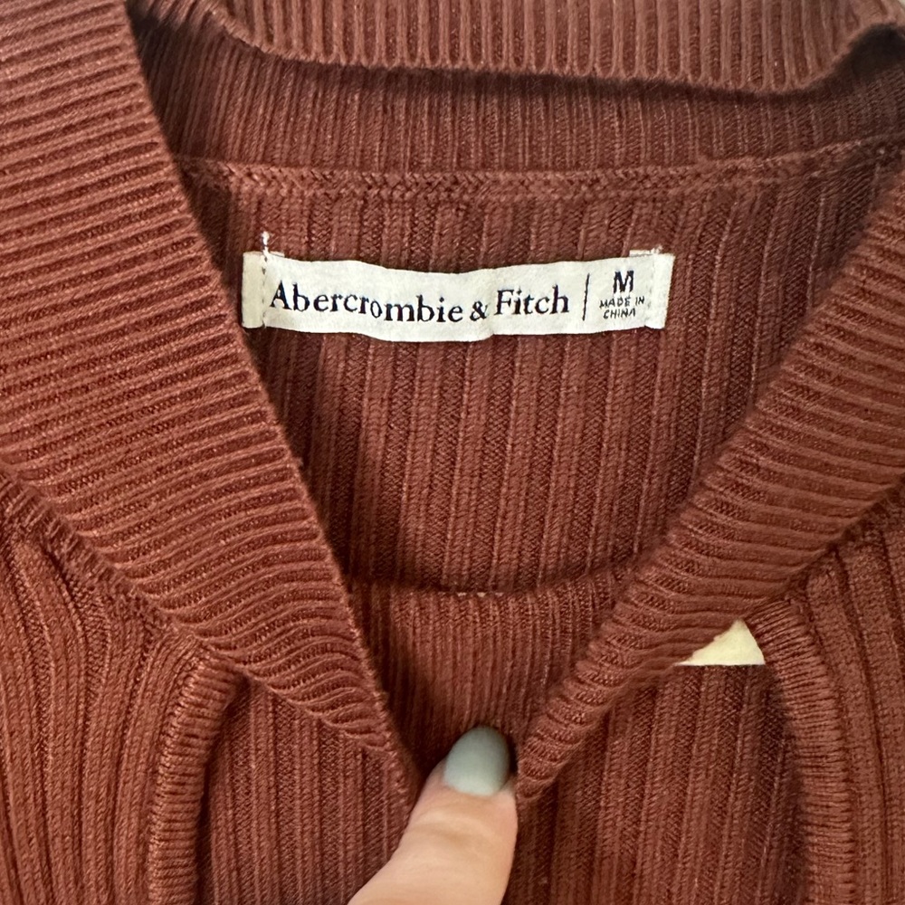 A&F Sweater Top - Picture 3 of 3
